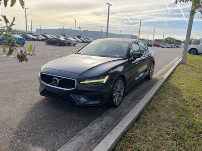 Used 2020 Volvo S60 T6 Momentum