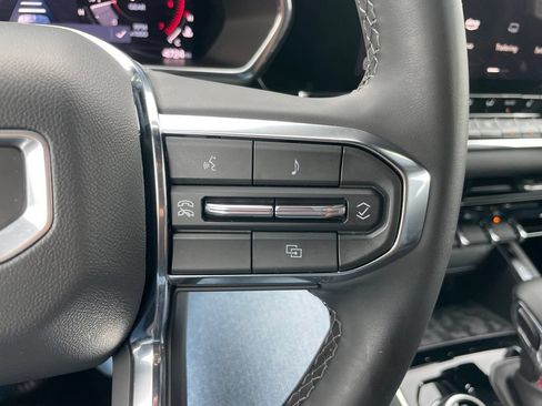 Used 2024 GMC Canyon Elevation w/ Elevation Premium Package AWD/4WD image 20
