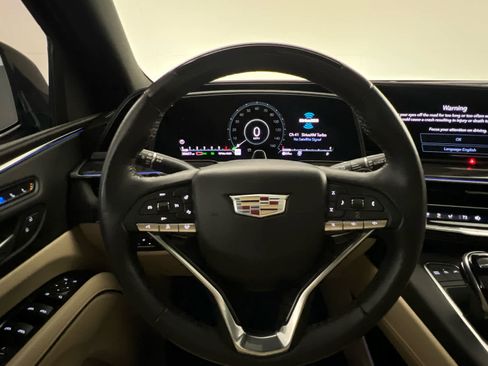 Used 2022 Cadillac Escalade Premium Luxury w/ Performance Package AWD/4WD image 17