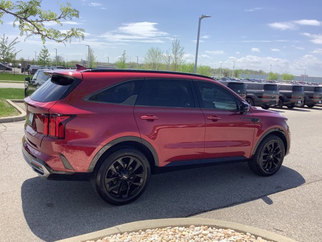 Used 2022 Kia Sorento SX AWD/4WD image 5