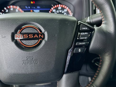 Used 2025 Nissan Frontier PRO-4X w/ Pro Convenience Package image 23