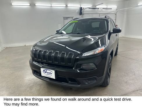 Used 2017 Jeep Cherokee Sport w/ Cold Weather Group AWD/4WD image 5