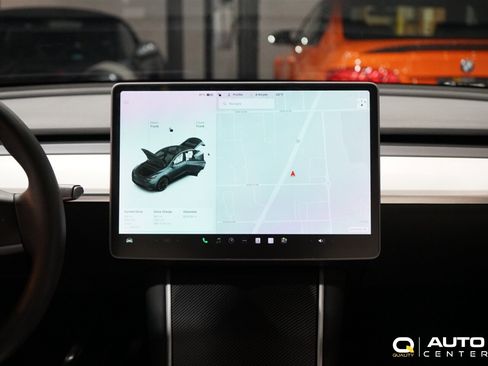 Used 2021 Tesla Model Y Long Range image 13