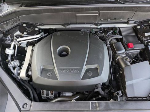 Used 2016 Volvo XC90 T6 Momentum image 24