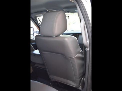 Used 2015 Ford F250 XL w/ Power Equipment Group AWD/4WD image 25