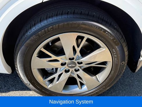 Used 2022 Genesis GV70 3.5T Sport w/ Sport Advanced Package AWD/4WD image 12