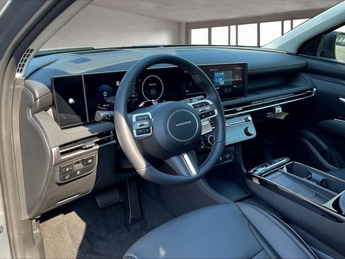 New 2025 Hyundai Tucson Limited FWD image 7