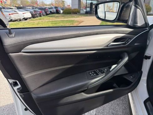 Used 2019 BMW M5 w/ Executive Package image 23