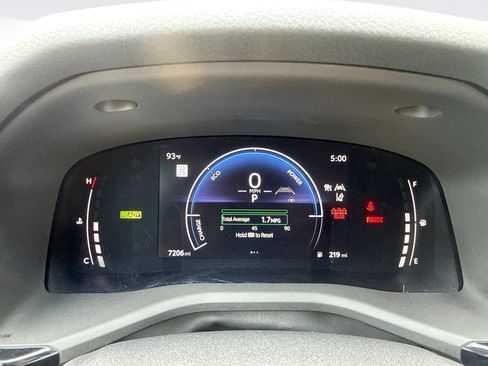 Used 2025 Toyota Camry LE w/ Convenience Package FWD image 10