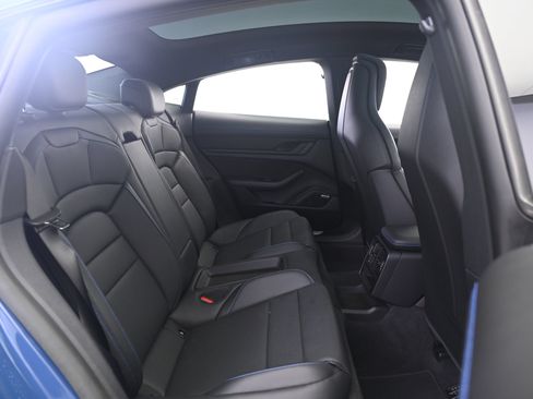 Certified 2023 Porsche Taycan 4S AWD/4WD image 19