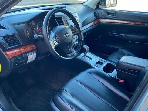 Used 2012 Subaru Outback 3.6R Limited w/ Moonroof Pkg image 12