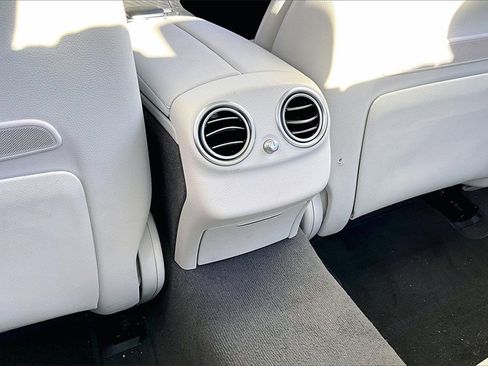 Certified 2023 Mercedes-Benz E 350 4MATIC Sedan image 25