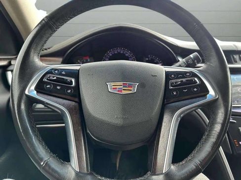 Used 2019 Cadillac XTS Luxury image 10