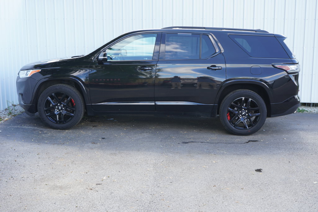 Used 2018 Chevrolet Traverse Premier w/ Redline Edition FWD image 3
