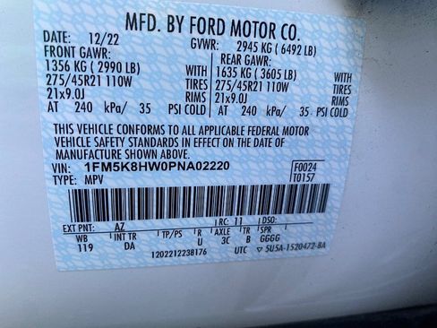 Used 2023 Ford Explorer Platinum w/ Technology Package AWD/4WD image 69