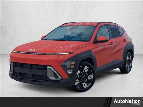 Used 2025 Hyundai Kona SEL FWD image 1