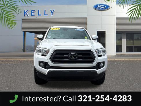 Used 2023 Toyota Tacoma SR5 w/ Technology Package AWD/4WD image 8