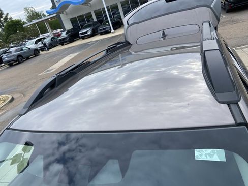 Used 2024 Subaru Outback Premium image 28