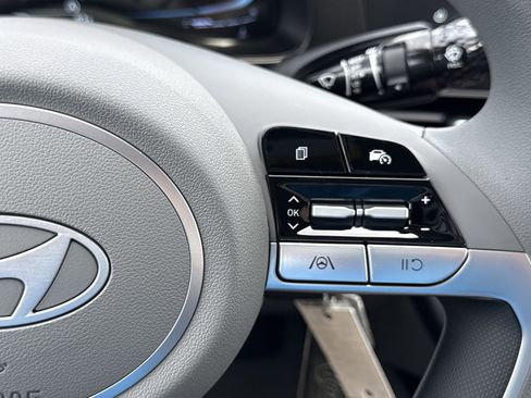 New 2026 Hyundai Elantra SE FWD image 20