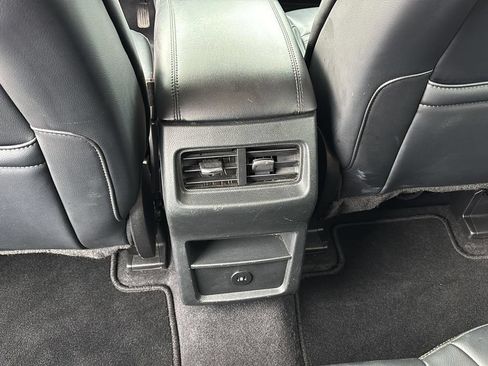 Used 2024 Ford Edge SEL AWD/4WD image 23