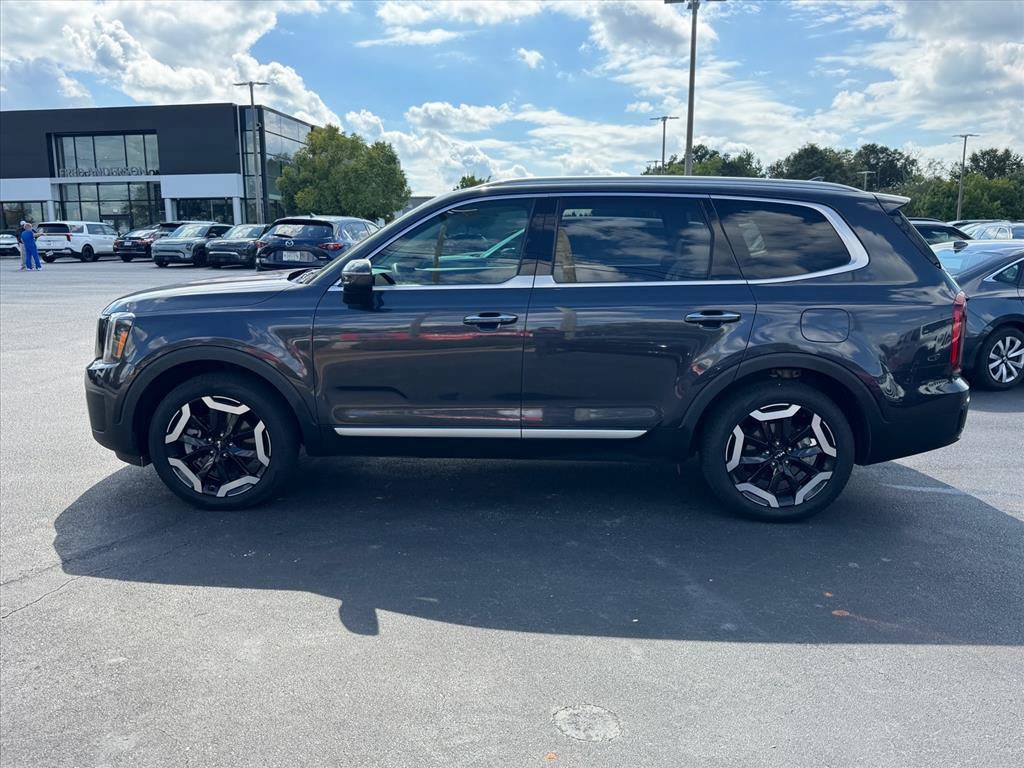 Certified 2025 Kia Telluride S AWD/4WD image 6