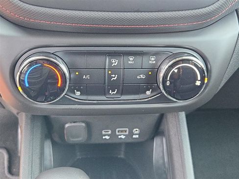 Certified 2023 Chevrolet TrailBlazer RS FWD image 33