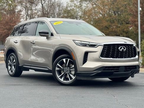 Used 2023 INFINITI QX60 Luxe w/ Cargo Package image 2