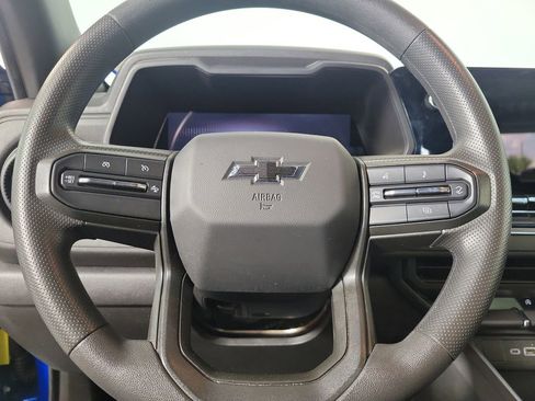 Used 2024 Chevrolet Colorado Trail Boss AWD/4WD image 14