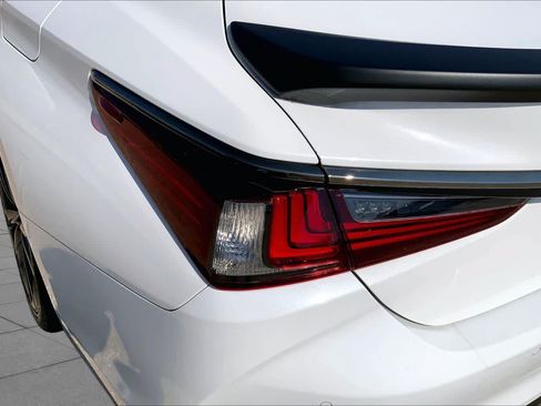 Used 2022 Lexus ES 350 F Sport FWD image 27