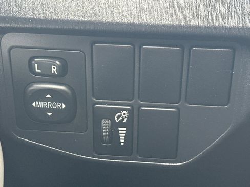 Used 2013 Toyota Prius Two image 41