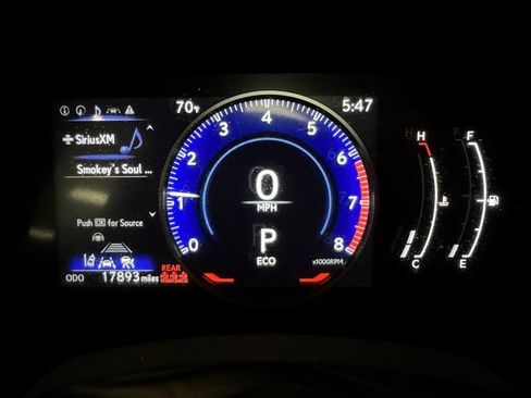 Used 2024 Lexus RX 350 Premium w/ Accessory Package (Z1) image 12