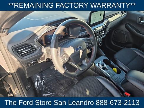 Certified 2023 Ford Escape ST-Line image 3