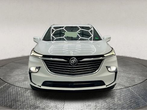 Used 2022 Buick Enclave Premium image 3