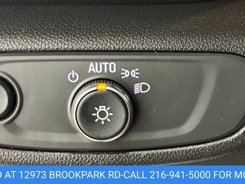 Used 2023 Chevrolet TrailBlazer LS FWD image 10