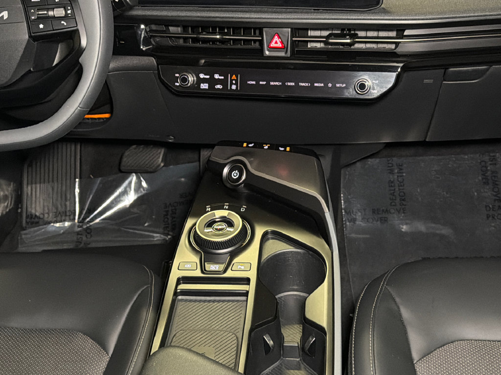 Certified 2025 Kia EV6 Light AWD/4WD image 15