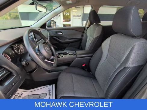 Used 2021 Nissan Rogue SV AWD/4WD image 24
