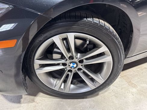 Used 2013 BMW 328i xDrive Sedan AWD/4WD image 2