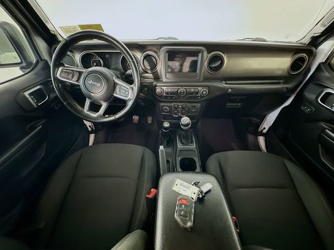 Used 2020 Jeep Gladiator Sport w/ Quick Order Package 23S AWD/4WD image 10