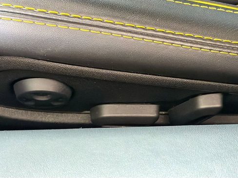 Used 2018 Lamborghini Aventador S image 21