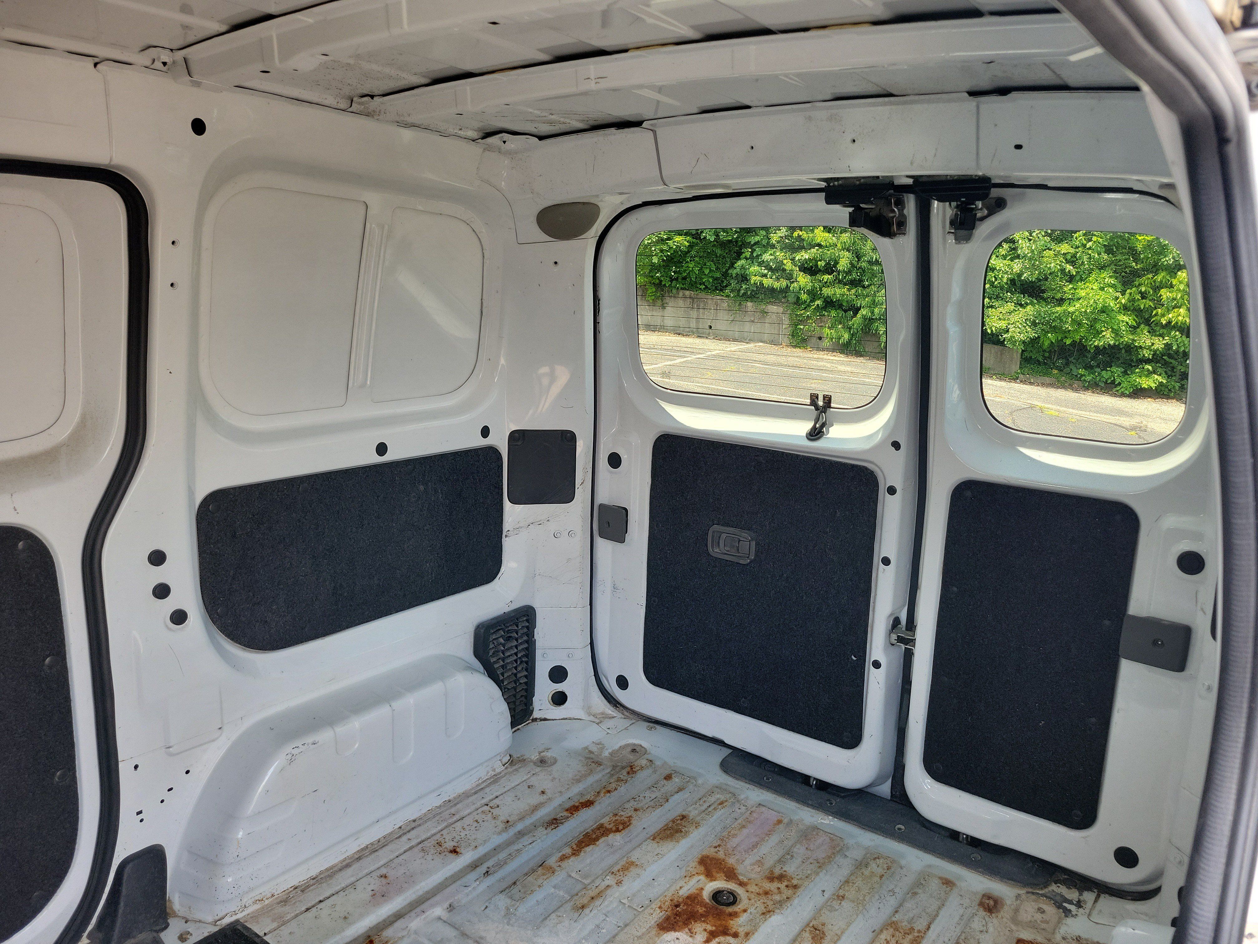 Used 2015 Nissan NV200 S w/ Back Door Glass Package FWD image 11
