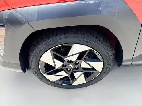 New 2026 Hyundai Kona Limited FWD image 23