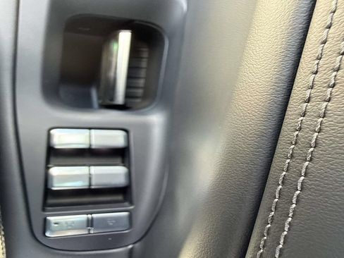 New 2026 Lincoln Navigator Reserve AWD/4WD image 20