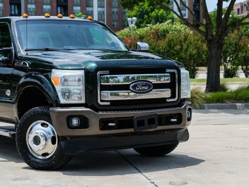 Used 2016 Ford F350 King Ranch w/ FX4 Off-Road Package AWD/4WD image 3