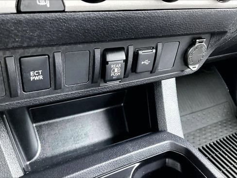 Certified 2023 Toyota Tacoma SR5 image 34