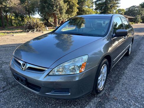 Used 2007 Honda Accord EX-L image 2