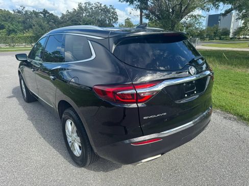 Used 2021 Buick Enclave Essence FWD image 8