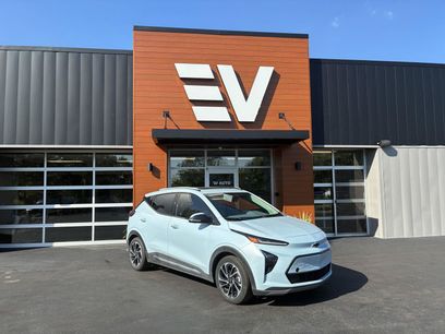 Used 2023 Chevrolet Bolt EUV Premier w/ Sun & Sound Package
