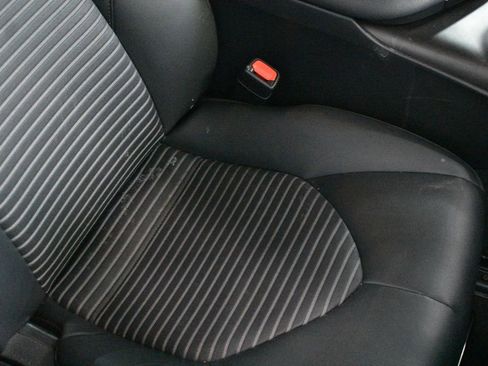 Used 2024 Toyota Camry SE image 21