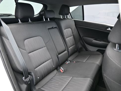 Used 2020 Kia Sportage LX image 41