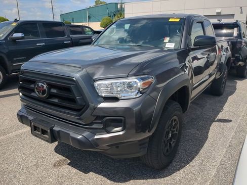 Used 2022 Toyota Tacoma SR w/ SX Package RWD image 2